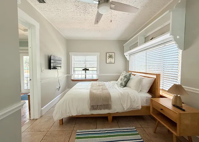 Casa rural "palms" Gulf-view Historic Retreat