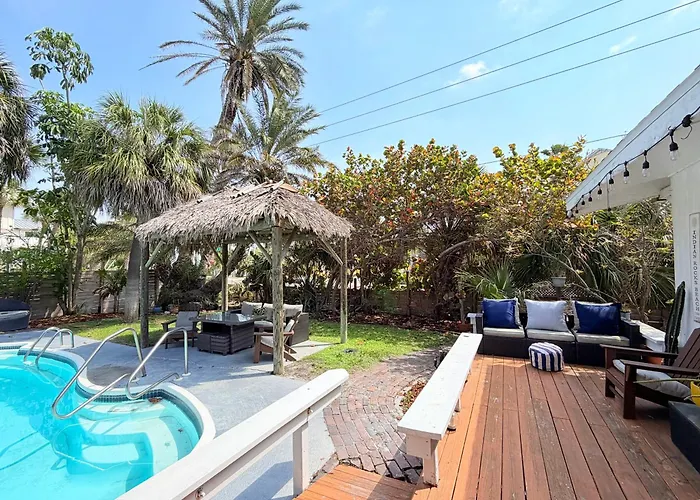 "palms" Gulf-view Historic Retreat * Clearwater Beach